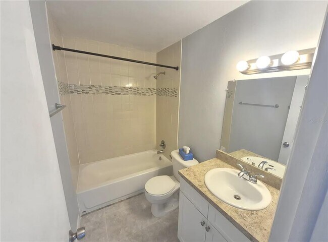 Building Photo - 2418 Wishing Well Cir