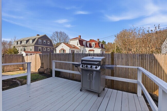 Building Photo - 31 High St