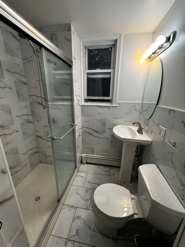 Building Photo - 26 Holworthy Pl