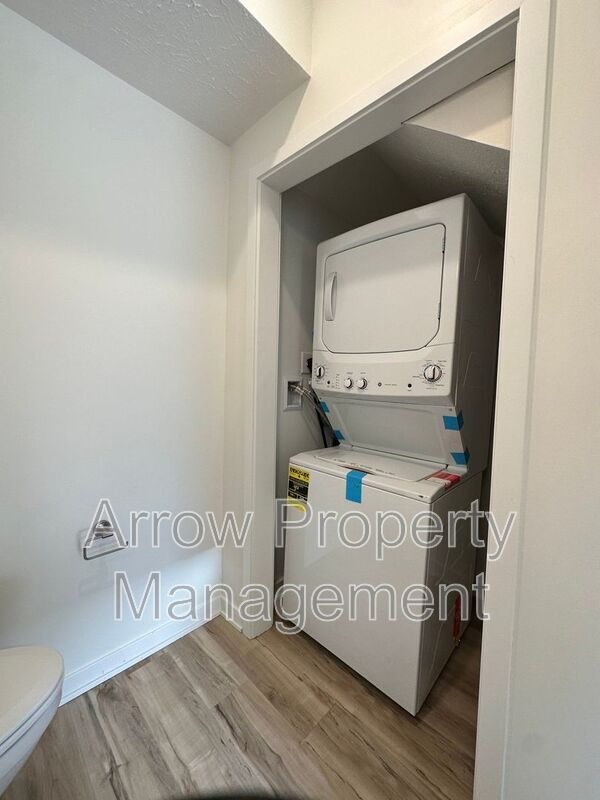 Building Photo - 2230 R St