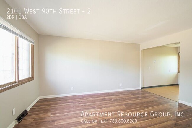 Building Photo - 2101 W 90th St