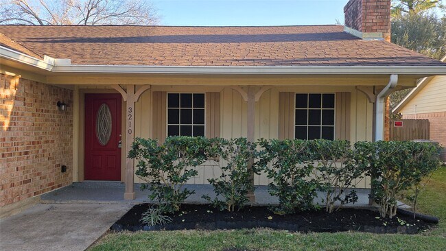 Primary Photo - 3210 Bishopton St