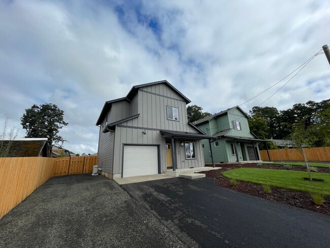 Building Photo - Fall in love with this home! 1/2 off first...