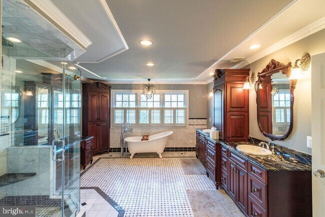 Building Photo - 14932 Alpine Bay Loop