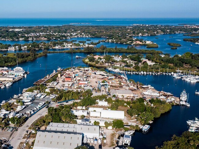 Building Photo - 39248 US Hwy 19 N