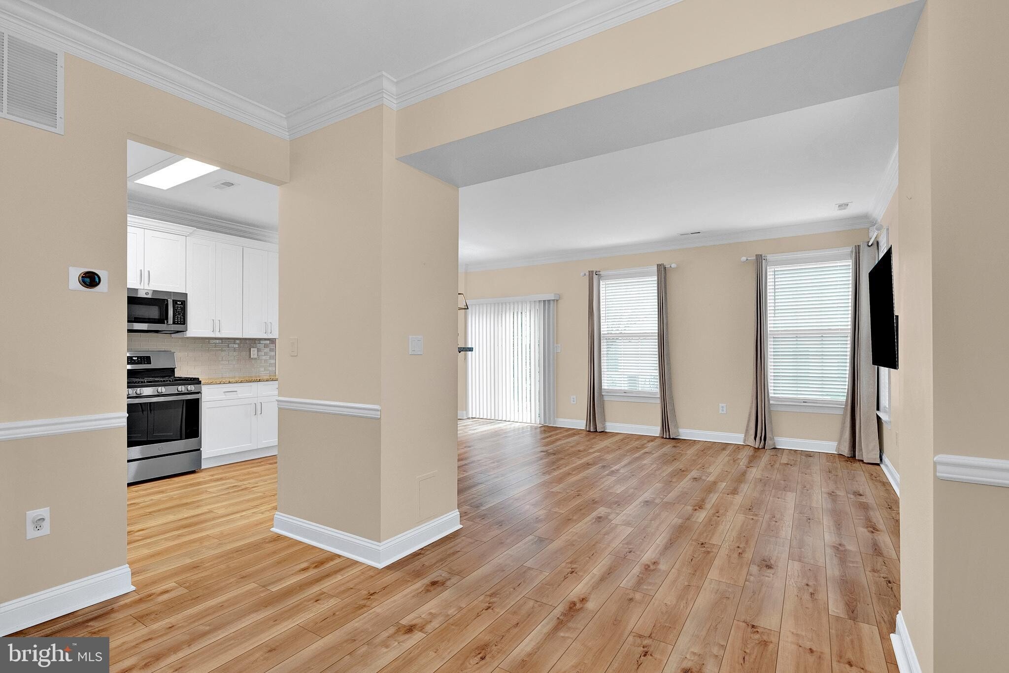 Building Photo - 25 Miller Cir