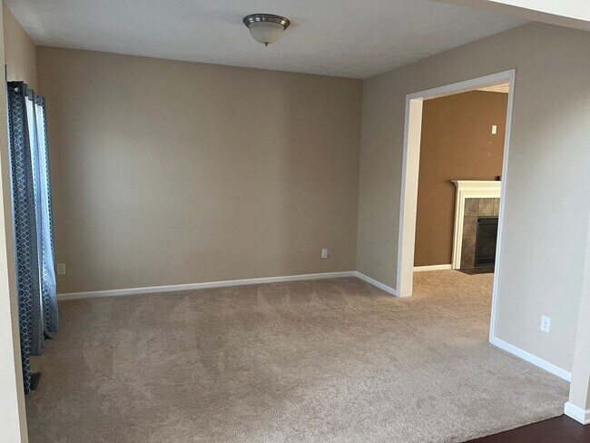 Building Photo - Spacious 4-Bedroom 2.5 Bath Gem in Avon, OH!