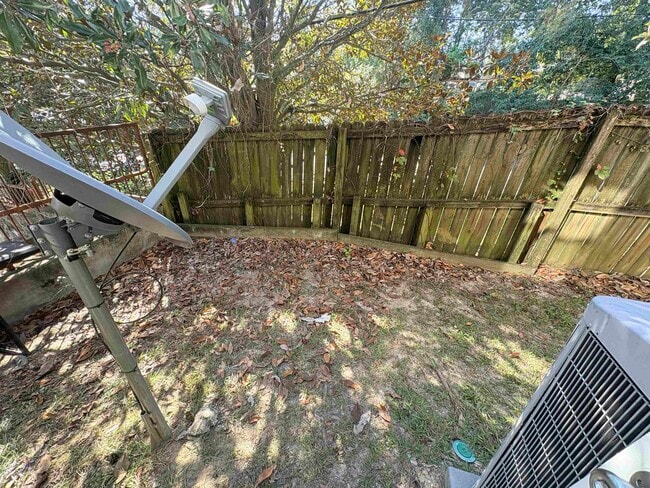 Building Photo - 2400 Fred Smith Rd