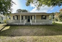 Building Photo - 1949 Pascagoula St