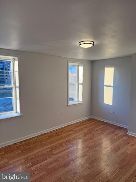 Building Photo - 2427 N 10th St