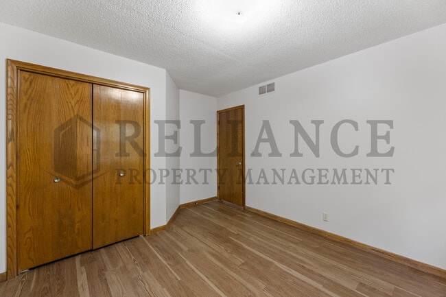 Building Photo - 10527 W Texas St