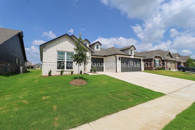 Building Photo - Stunning New Construction Simmons Home - 5 Bed 3 Bath - Move In Ready!