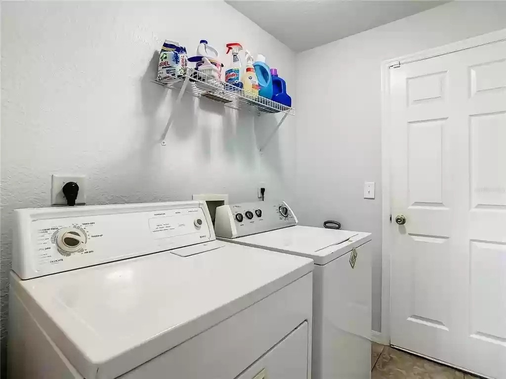 Building Photo - 44 Juniper Dr