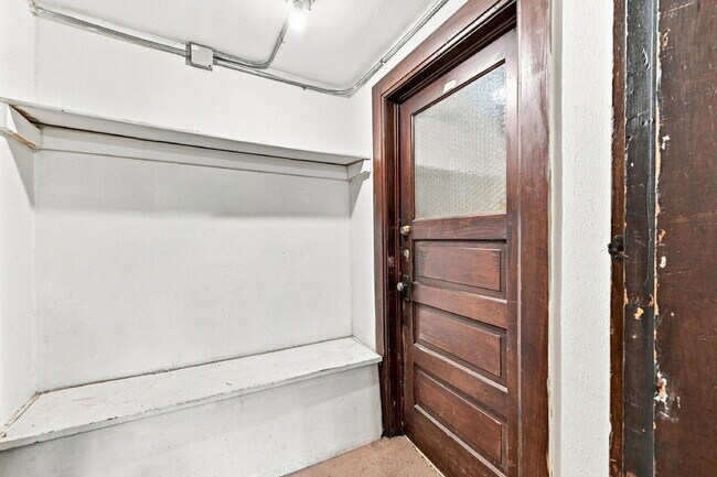 Building Photo - $1,595.95 with $300 Off The First Month's Rent, 2 Beds - 1 Bath, Duplex in Denver with Window A/C!