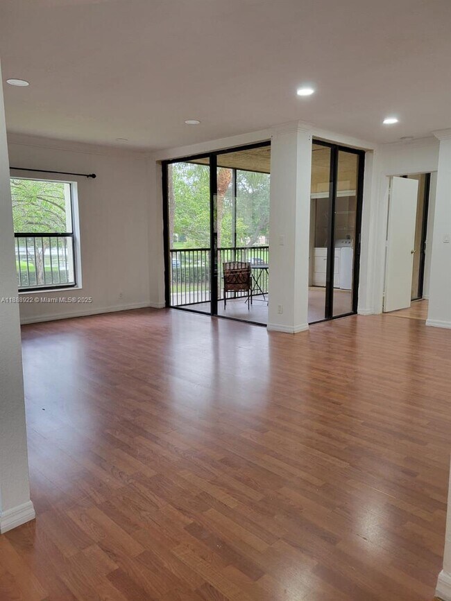 Building Photo - 3883 Coral Tree Cir