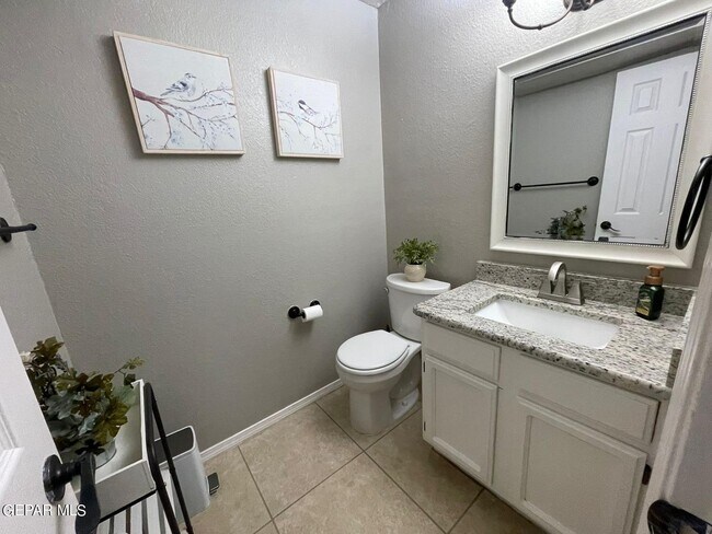 Building Photo - 7401 Plaza Taurina Dr