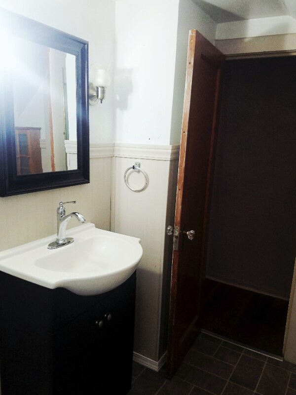 Building Photo - 6 Newton St