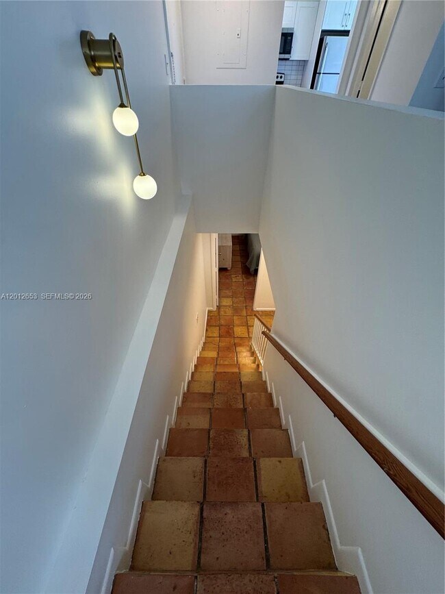 Building Photo - 1460 Ocean Dr