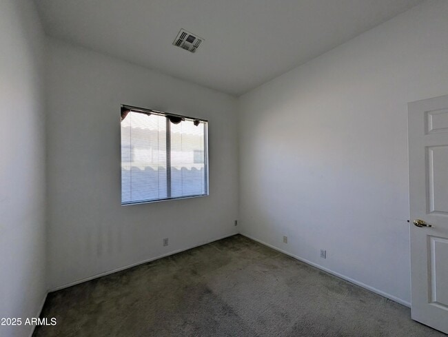 Building Photo - 5959 W Kimberly Way