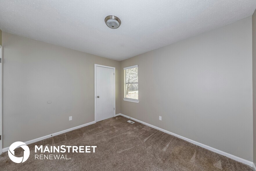 Building Photo - 1822 Valley Run Cir