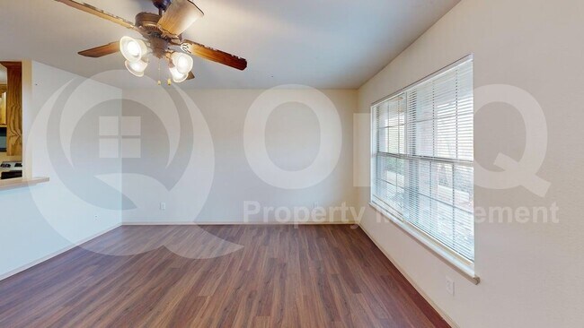 Building Photo - 2335 N Elm St