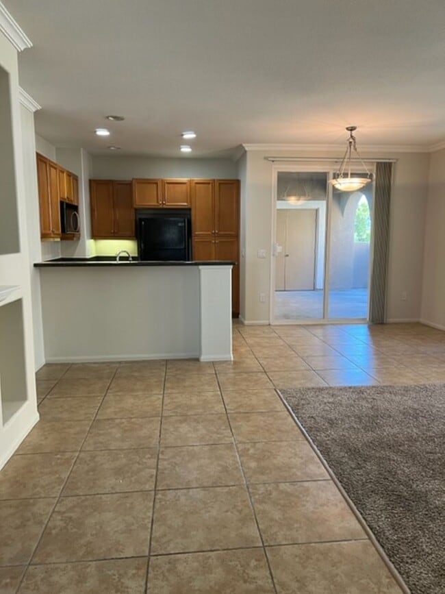 Building Photo - ***BEAUTIFUL SAVANNAH TERRACE CONDO***