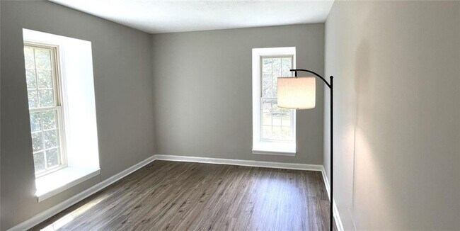 Building Photo - 3091 Colonial Way