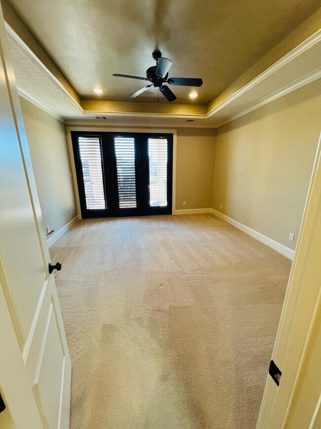 Building Photo - 4310 Floyd St