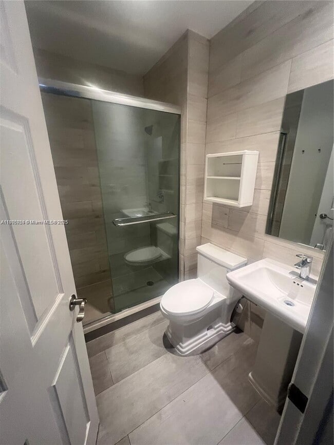 Building Photo - 920 SW 9th St