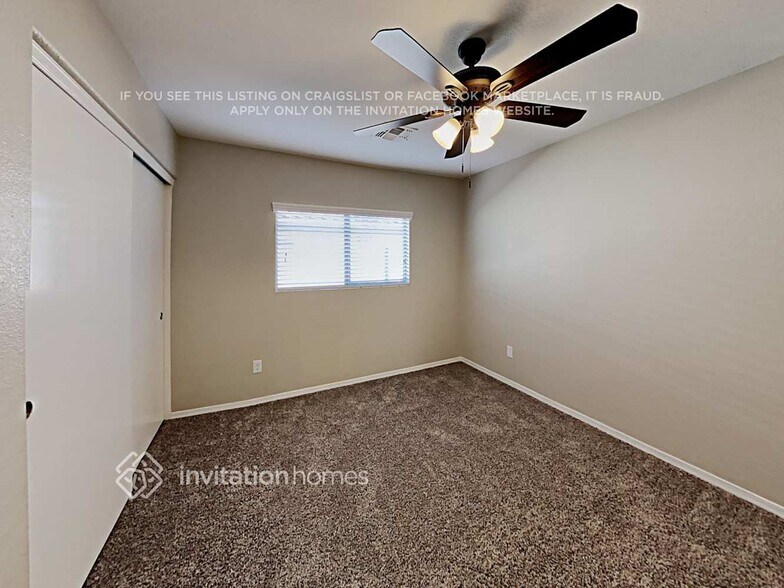 Building Photo - 2864 W Allens Peak Dr