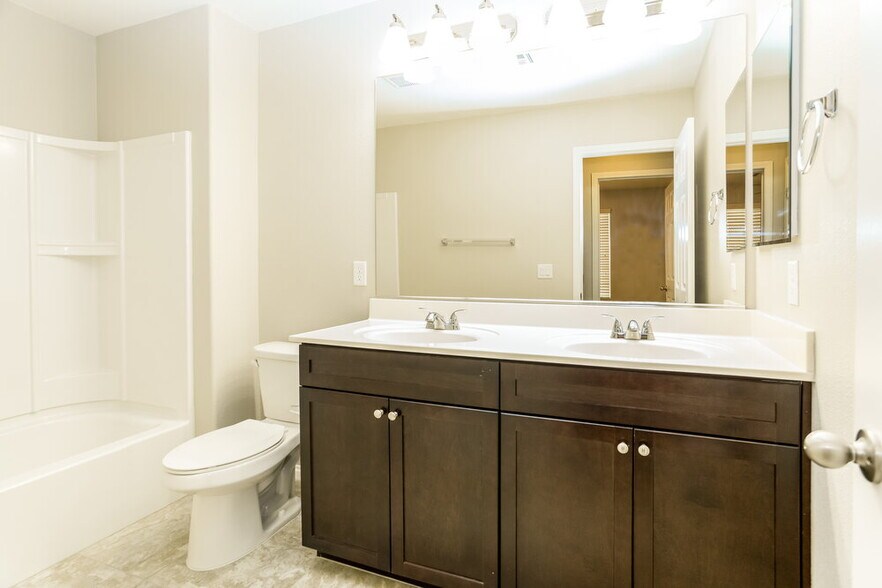 Building Photo - 5661 Primrose Peak Ct