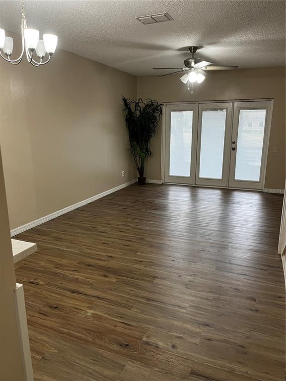 Building Photo - 8526 HUNTERS KEY Cir