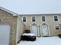 Building Photo - GOLDENVALLEY_390