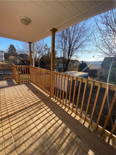 Building Photo - 908 North Ave