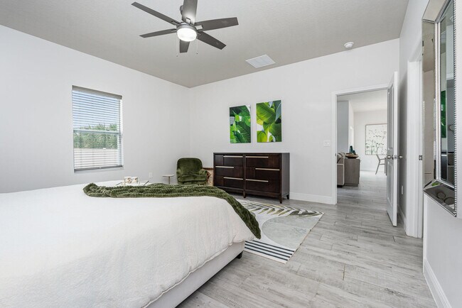 Building Photo - 448 St Andre Blvd