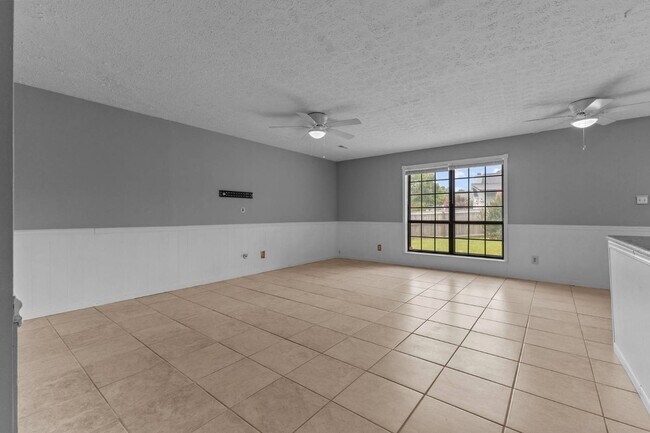 Building Photo - 3079 Cricket Rd