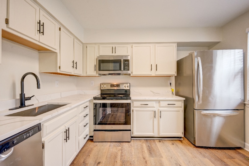 Building Photo - 23 Brucester Bridge Ct