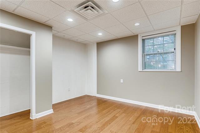 Building Photo - 1411 Forest Park Dr