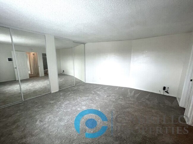 Building Photo - 8200 Lemon Grove Way