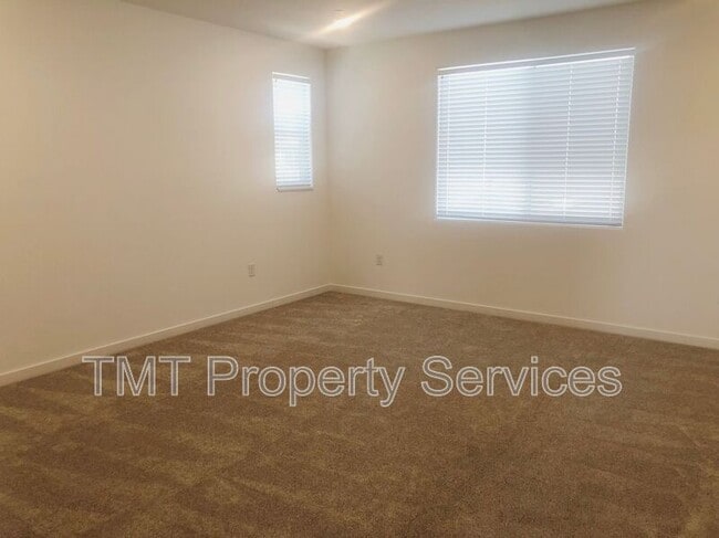 Building Photo - 8194 Champart Cir