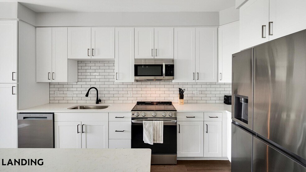 Building Photo - 1310 Hillside Ave