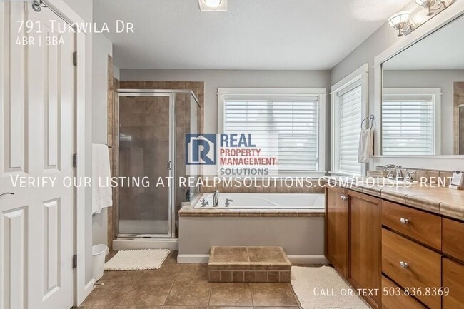 Building Photo - 791 Tukwila Dr