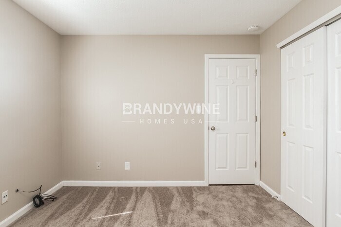 Building Photo - 1433 Audubon Dr
