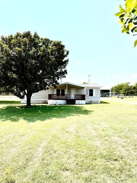 Front of house - 15693 State Highway 205