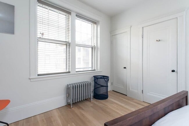 Building Photo - 455 Washington St