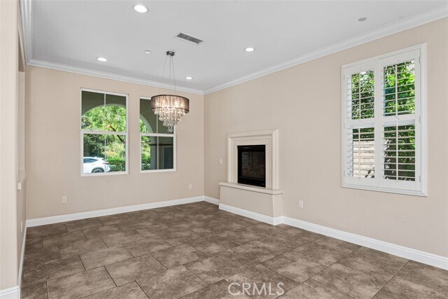 Building Photo - 2992 E Coalinga Dr