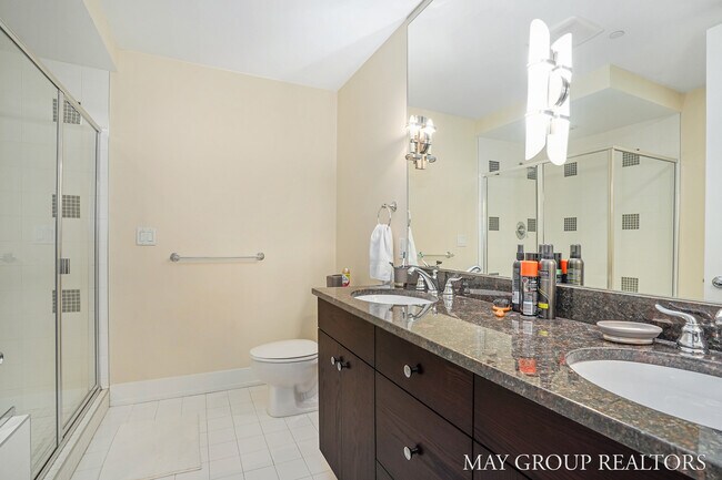 Building Photo - 335 Bridge St NW