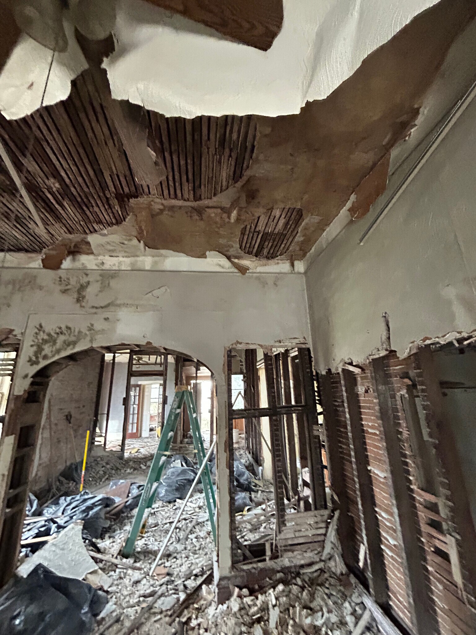 Building Photo - 4043 Camellia Ave