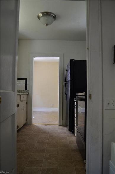 Building Photo - 5905 Hampton Blvd