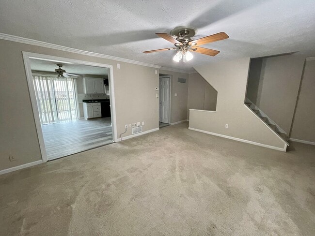 Building Photo - South Fayette - Spacious 3 Bedroom, 2.5 Bath Townhouse - Hunting Ridge Community